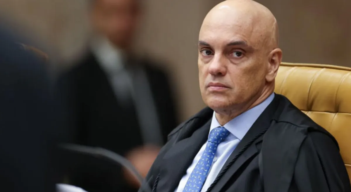 Moraes manda tribunais explicarem descumprimento ao teto de penduricalhos