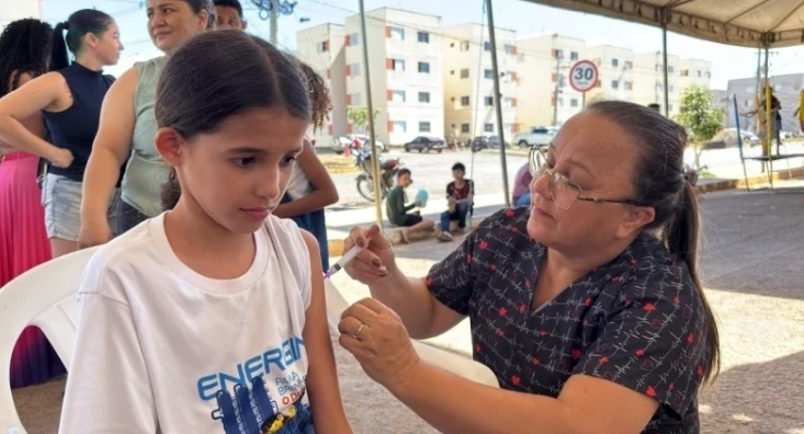 Vacinação itinerante supera 2,3 mil doses aplicadas em julho e reforça acesso da população aos imunizantes em Sinop